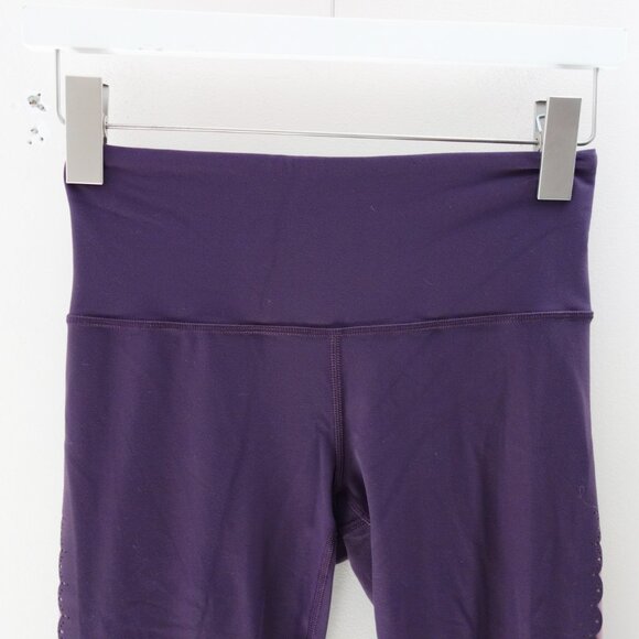 Athleta Elation Scallop Capri Size (XS Petite) Purple - Picture 5 of 13